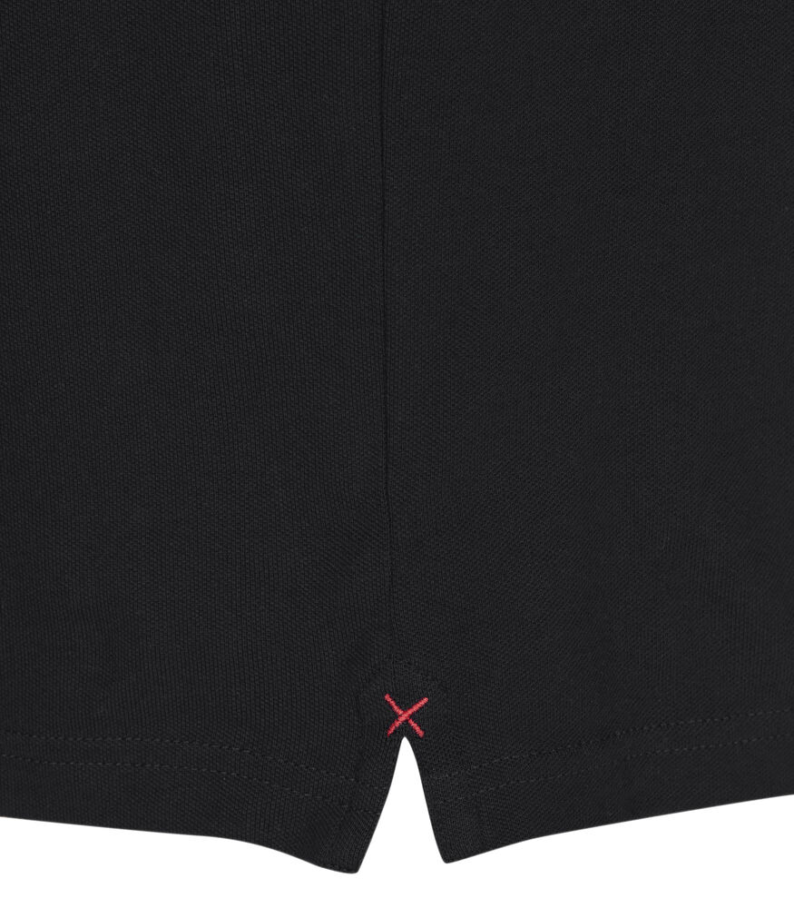 028262-99_StretchPremiumPoloLS_Black_closeup