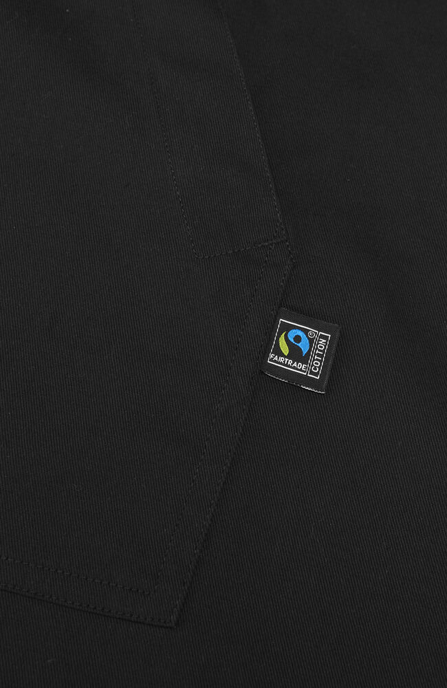 141049-990_Combiapron_Black_Closeup2
