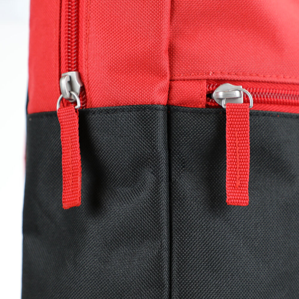 1582101_463_skydaypack_red_closeup1