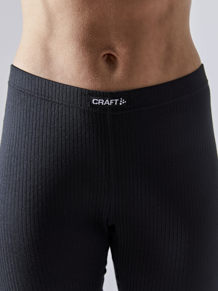 1905331-999985_Baselayer-Set_Closeup7