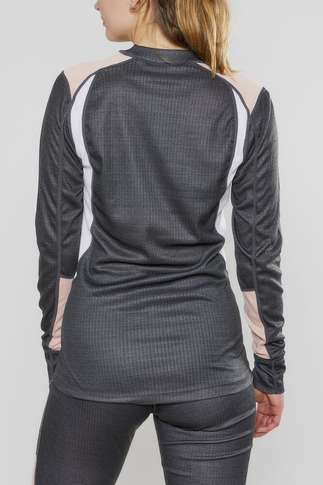 1905331_975704_Baselayer-Set_C2