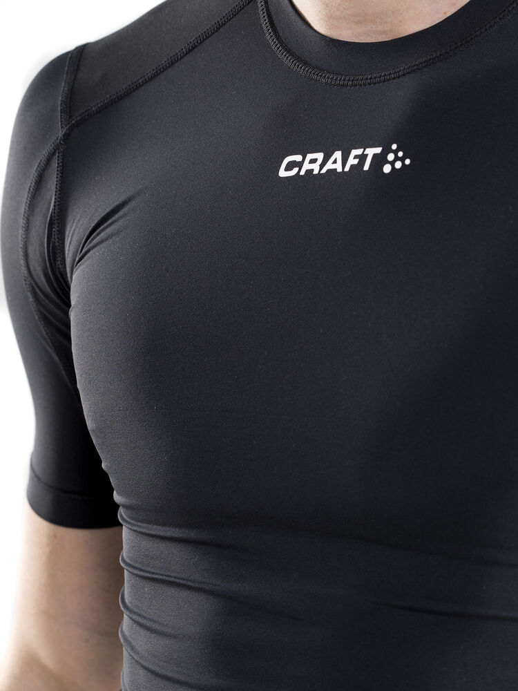 1906855_999000_Pro_Control_Compression_Tee_Uni_C5