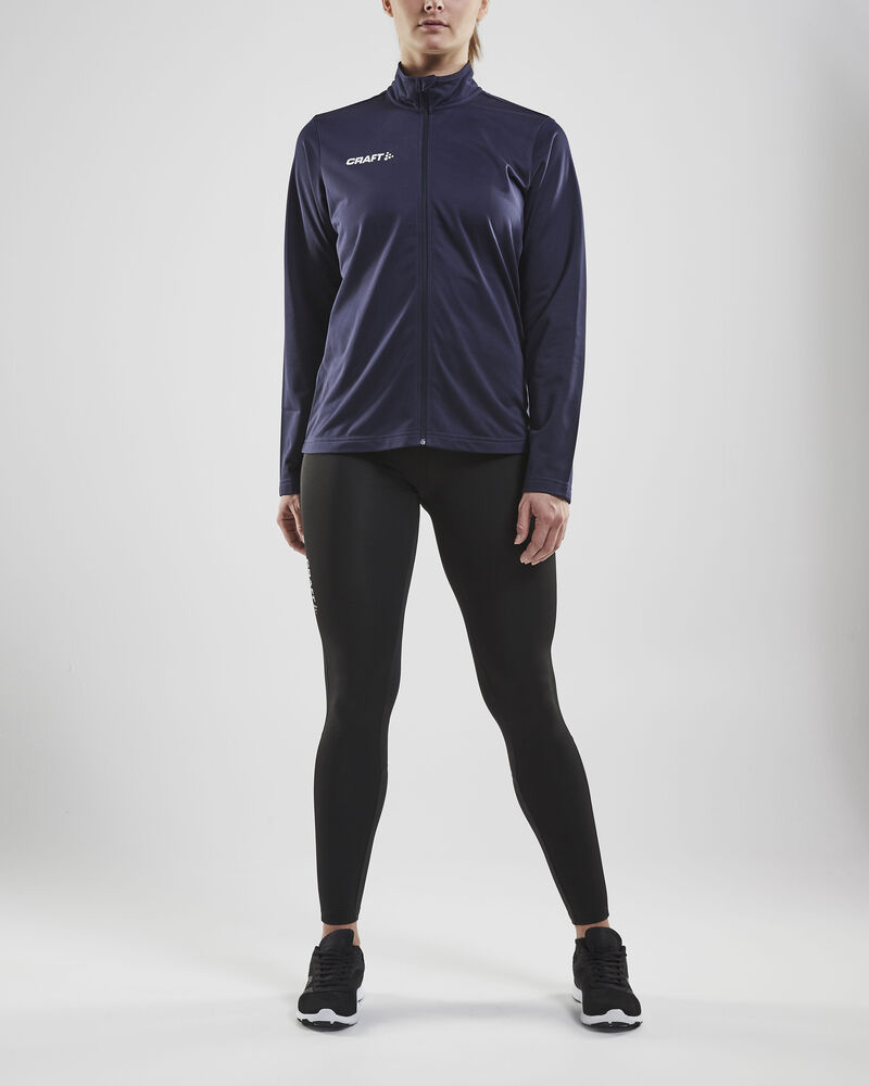 1908106-390000_Squad-Jacket_Closeup6