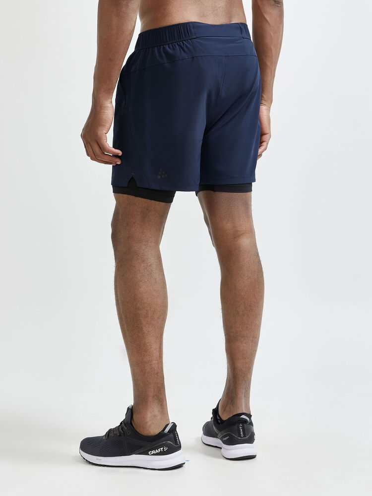 1908764-396000_ADV-Essence-2-in-1-Stretch-Shorts_Closeup2