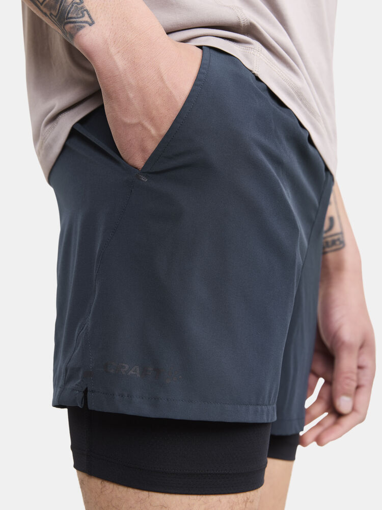 1908764-396000_ADV-Essence-2in1-Stretch-Shorts-M_Closeup4