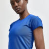 1908767-360000_ADV-Essence-SS-Slim-Tee_Closeup3