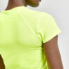 1908767-851000_ADV-Essence-SS-Slim-Tee_Closeup3