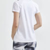 1908767-900000_ADV-Essence-SS-Slim-Tee_Closeup2