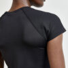 1908767-999000_ADV-Essence-SS-Slim-Tee_Closeup3
