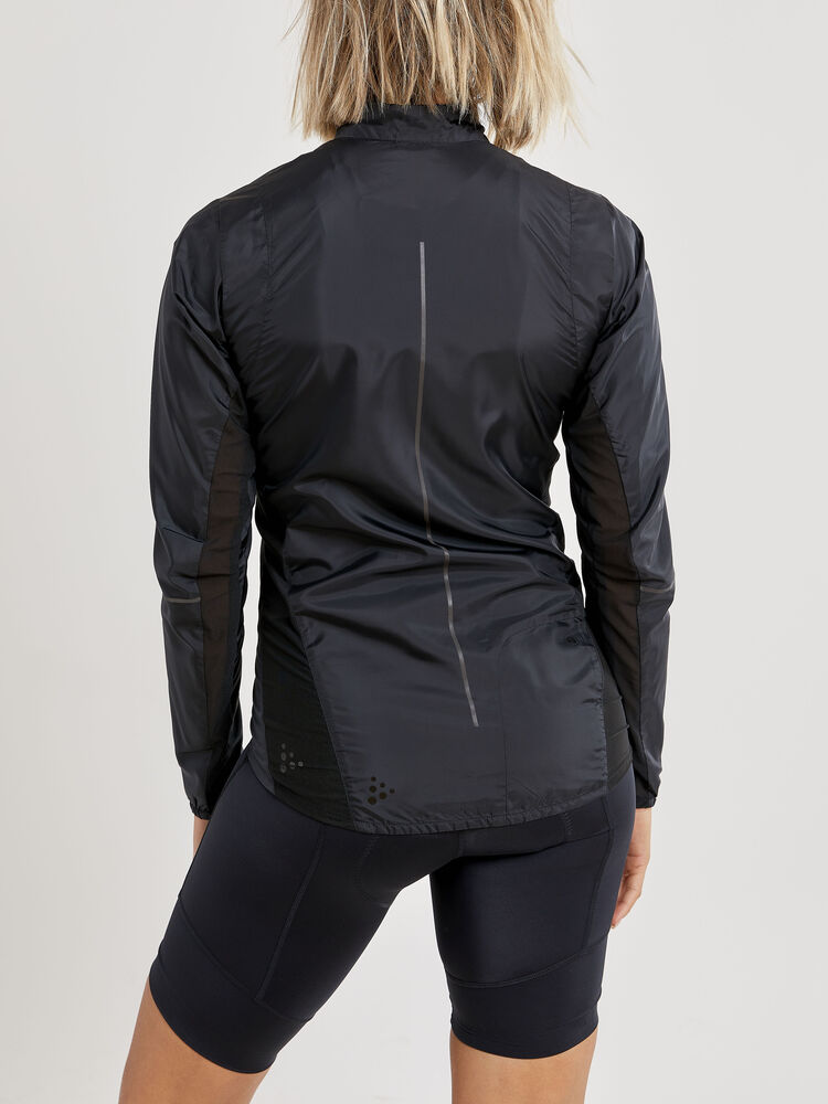 1908792_999000_Essence-Light-Wind-jkt_C2