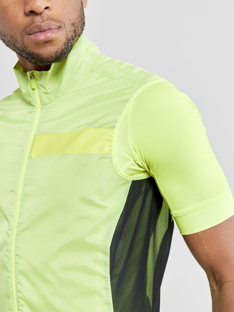 1908814_809000_Essence-Light-Wind-Vest_C4