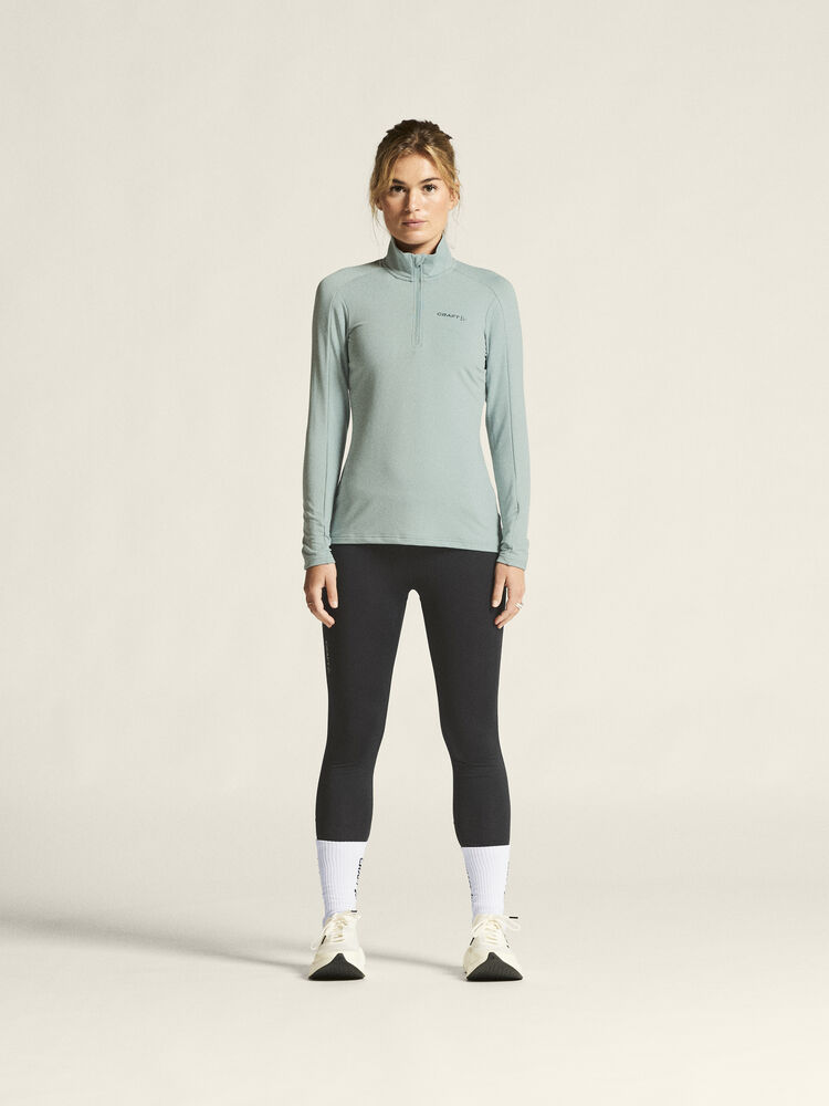 1909497-364000_CORE-Gain-Midlayer-W_closeup1