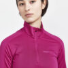 1909497-486000_CORE-Gain-midlayer-W_Closeup3