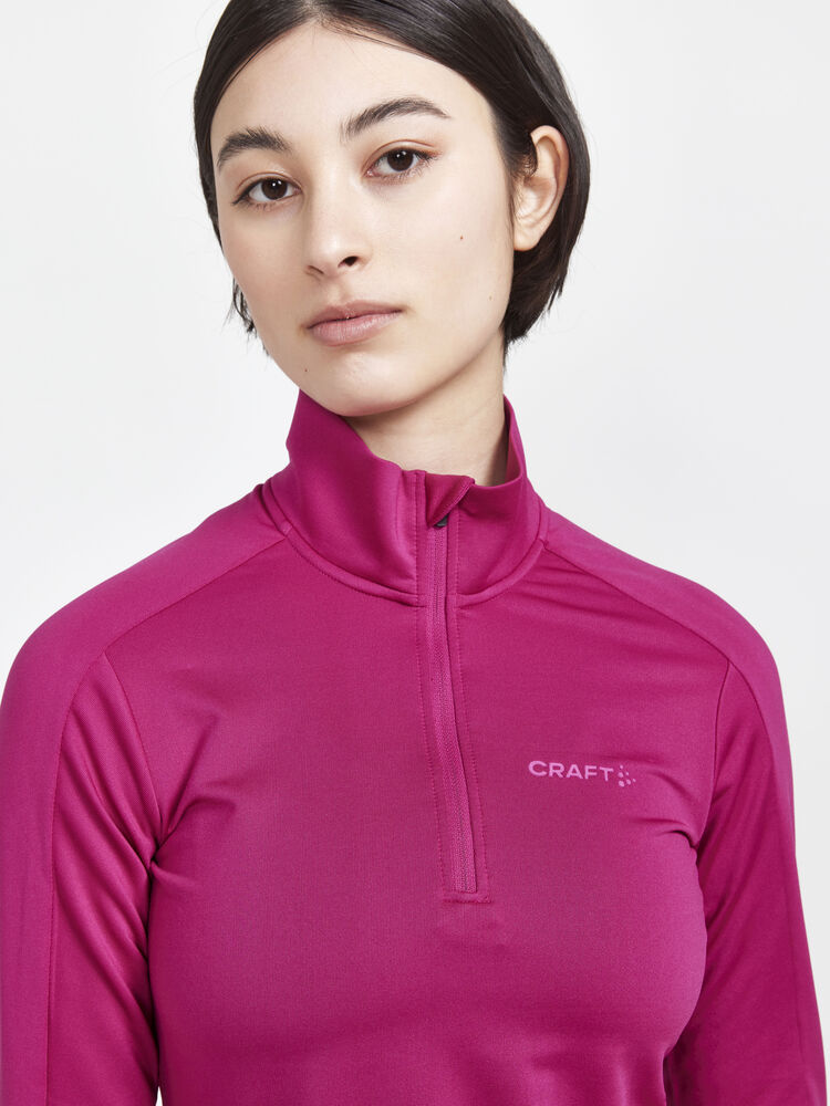 1909497-486000_CORE-Gain-midlayer-W_Closeup3