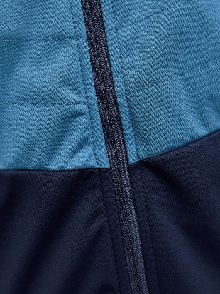1909581-396676_ADV-Storm-Jacket-M_Closeup4