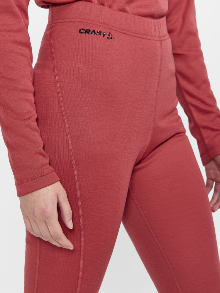 1909708-421000_CORE-Warm-Baselayer-Set-W_Closeup6