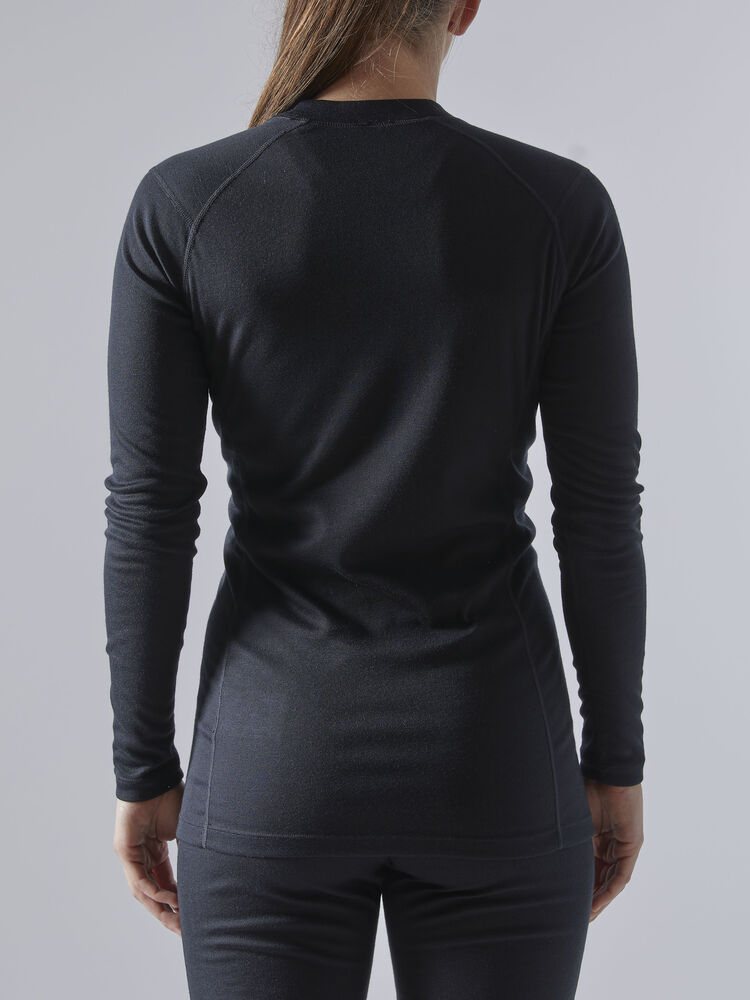1909708-999000_CORE-Warm-Baselayer-Set_Closeup2