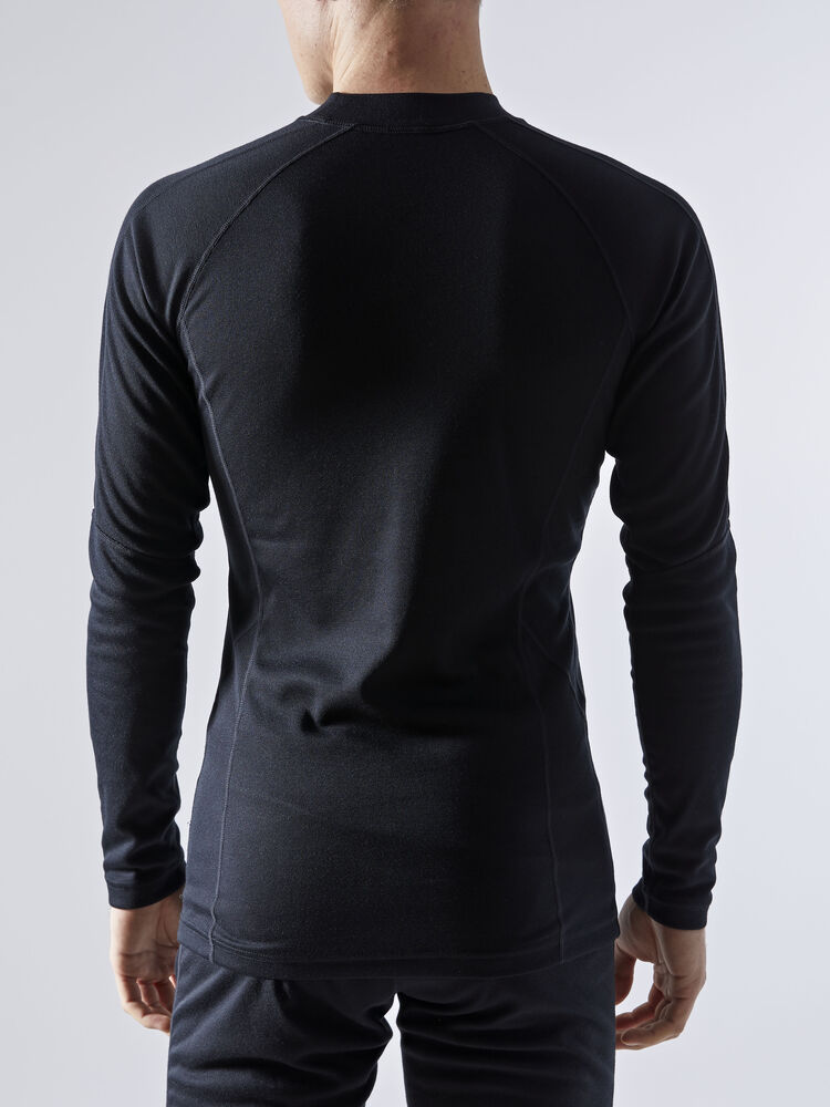 1909709-999000_CORE-Warm-Baselayer-Set_Closeup2