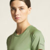 1909879-622000_Core-Unify-Training-Tee-W_closeup5