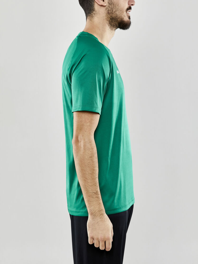 1910142-651000_Evolve-Tee-M_Closeup2