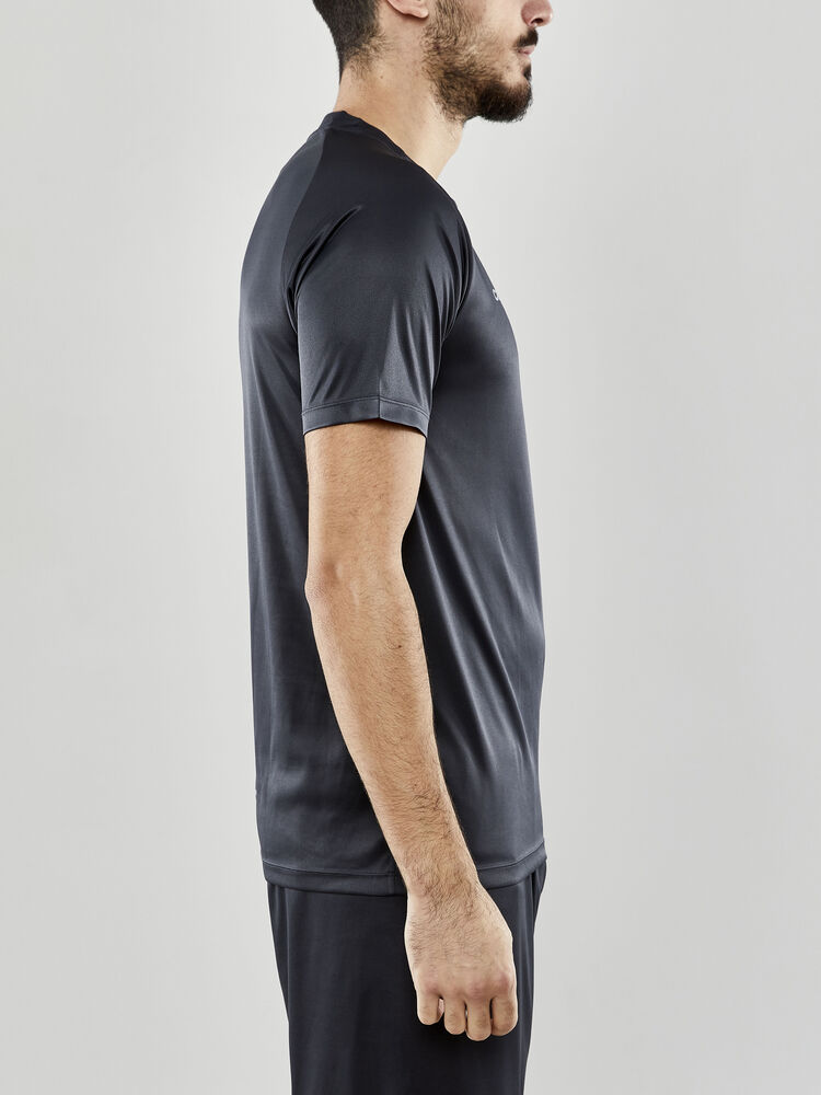 1910142-995000_Evolve-Tee-M_Closeup2