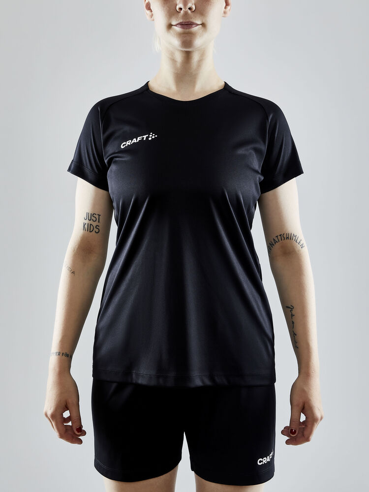 1910143-999000_Evolve-Tee-W_Closeup1