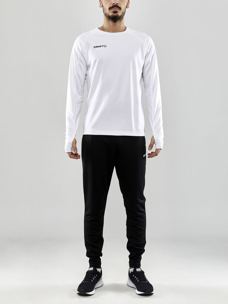 1910160-900000_Evolve-Crew-Neck-M_Closeup4