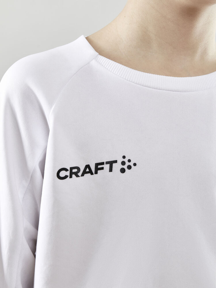1910162-900000_Evolve-Crew-Neck-JR_Closeup5