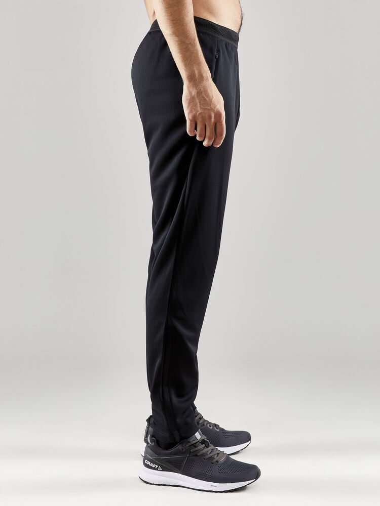 1910163-999000_Evolve-Pants-M_Closeup2