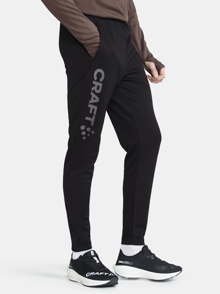 1910163-999100_Evolve-Pants-M_Closeup1