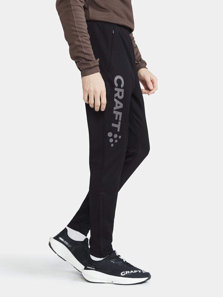 1910163-999100_Evolve-Pants-M_Closeup2