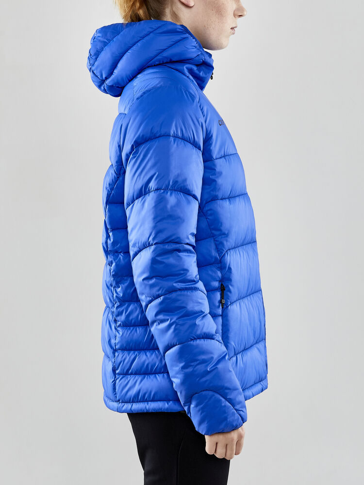 1910391-346000_CORE-Explore-Isolate-Jacket-W_Closeup2