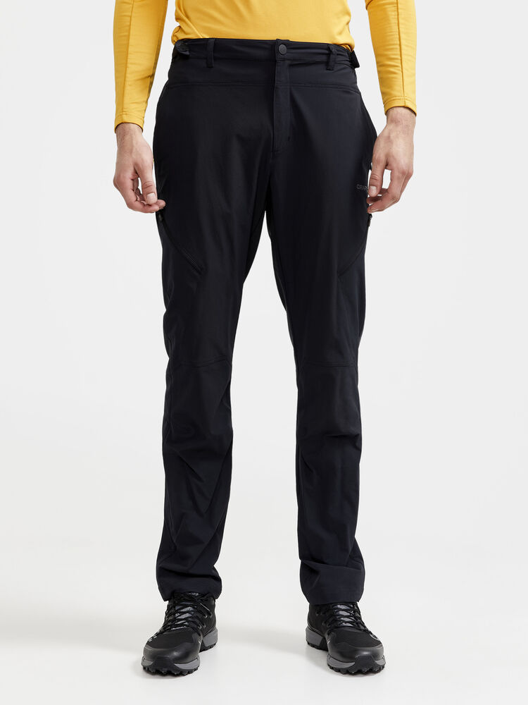 1910392-999000_ADV-Explore-Tech-Pants-M_Closeup1