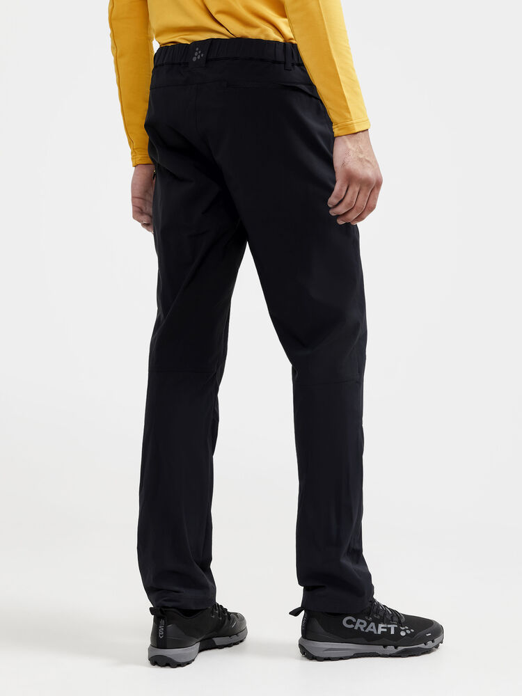 1910392-999000_ADV-Explore-Tech-Pants-M_Closeup2