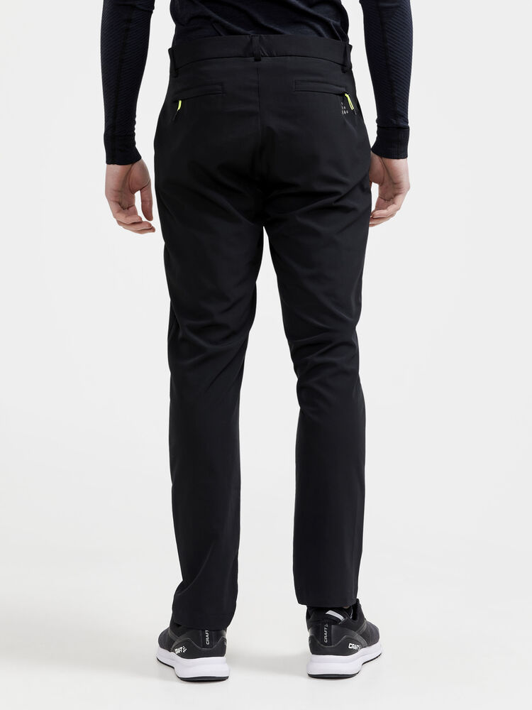 1910402-999000_CORE-Explore-Pants-M_Closeup3