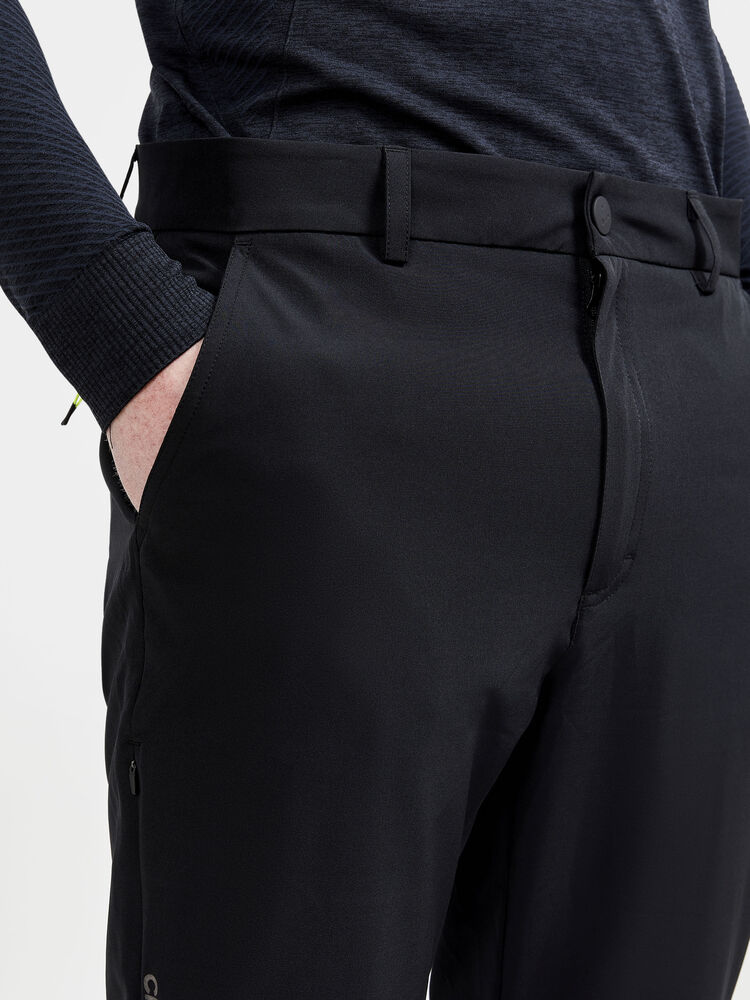 1910402-999000_CORE-Explore-Pants-M_Closeup4