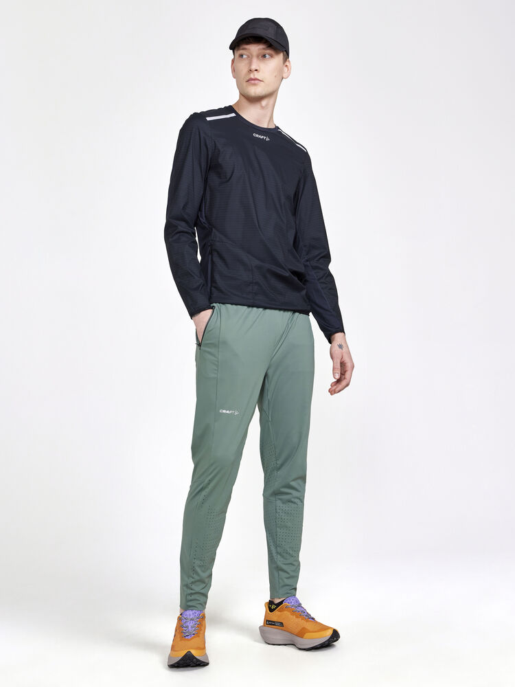 1910411-999000_PRO-Hypervent-LS-Wind-Top-M_Closeup5