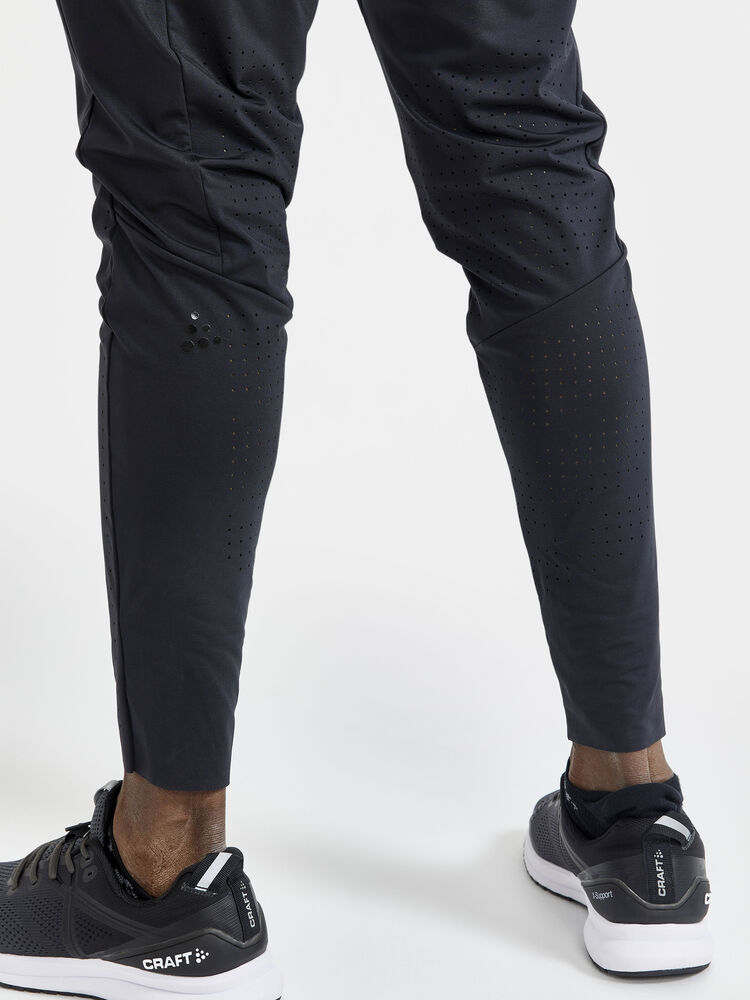 1910412-999000_PRO-Hypervent-Pants-M_Closeup4