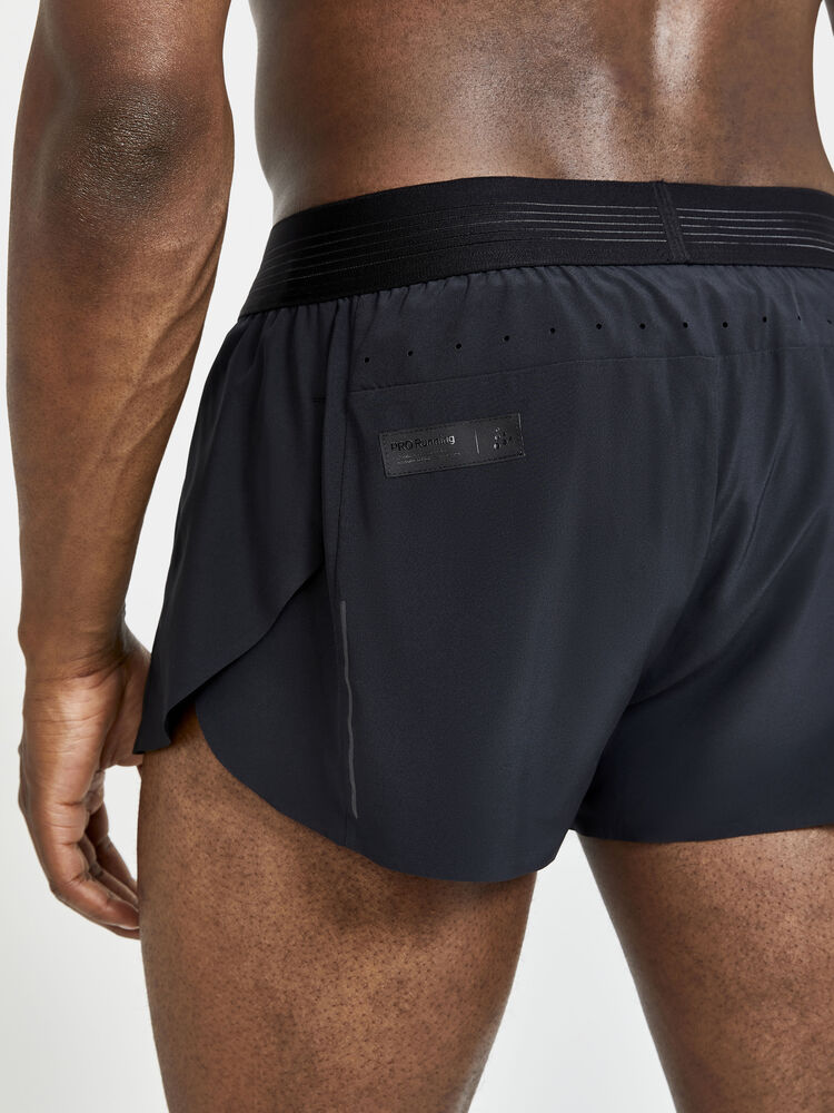 1910413-999000_PRO-Hypervent-Split-Shorts-M_Closeup4