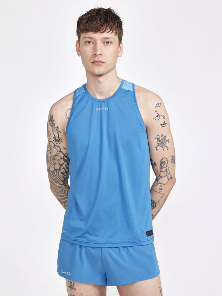 1910417-379307_PRO-Hypervent-Singlet-M_Closeup1