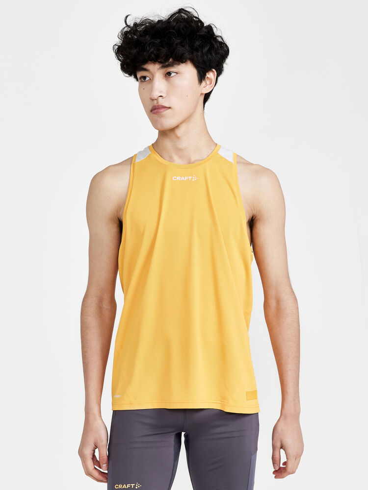 1910417-543914_PRO-Hypervent-Singlet-M_Closeup1