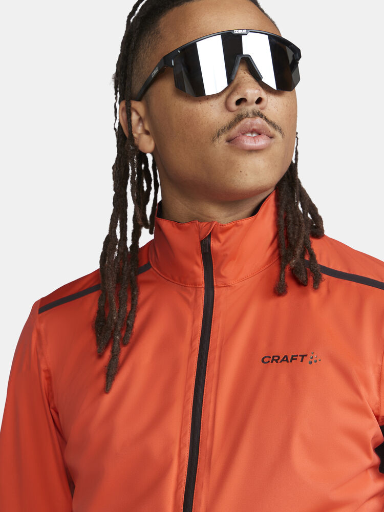 1910525-521999_Adv-Endur-Hydro-Jacket-M_Closeup3