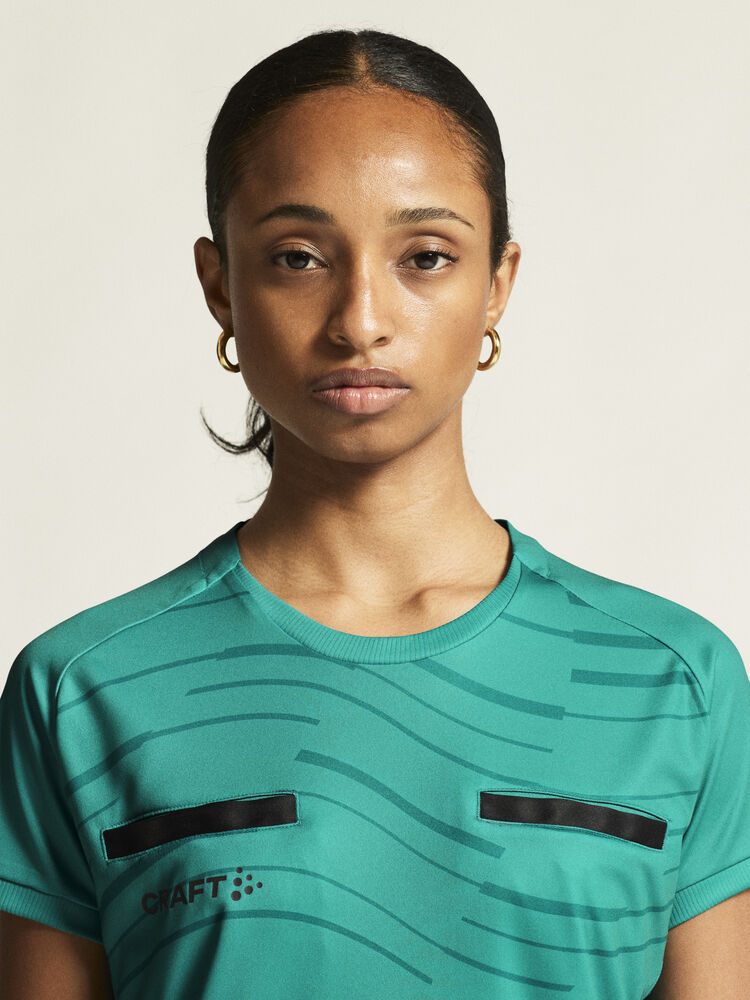 1910954-659000_Evolve-Referee-Jersey-W_closeup6