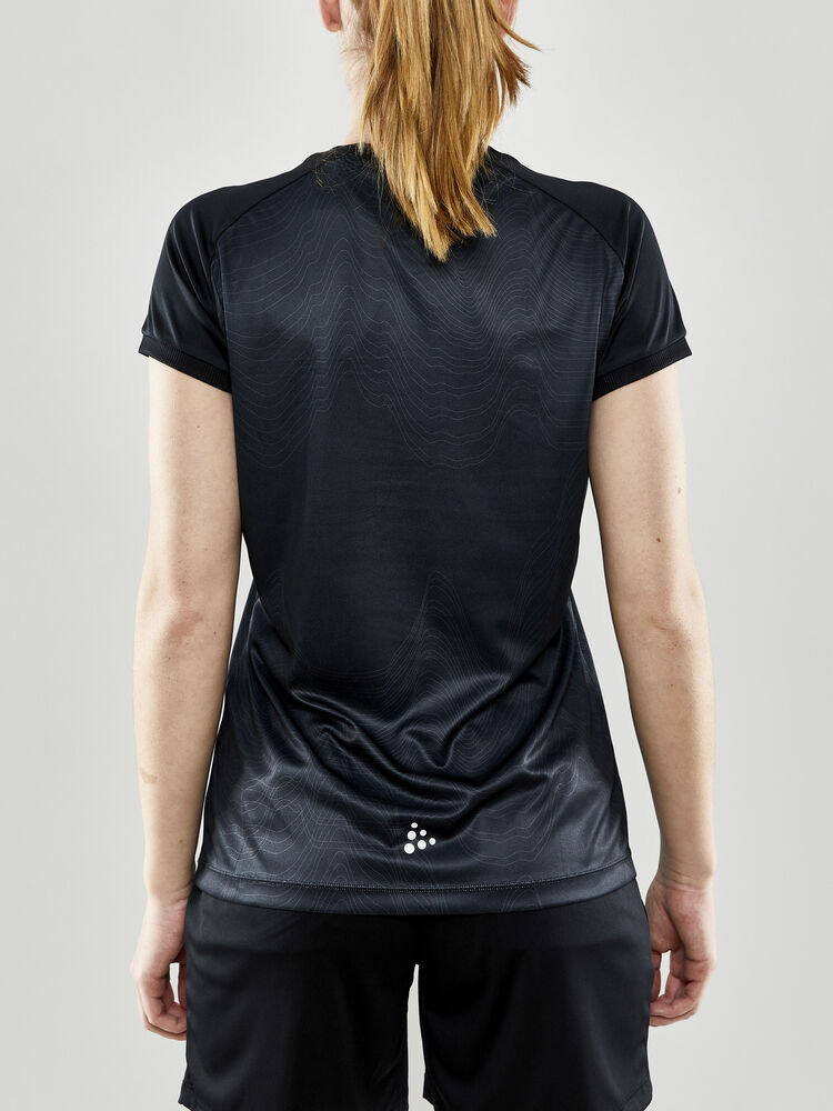1910954-999000_Evolve-Referee-Jersey-W_Closeup3