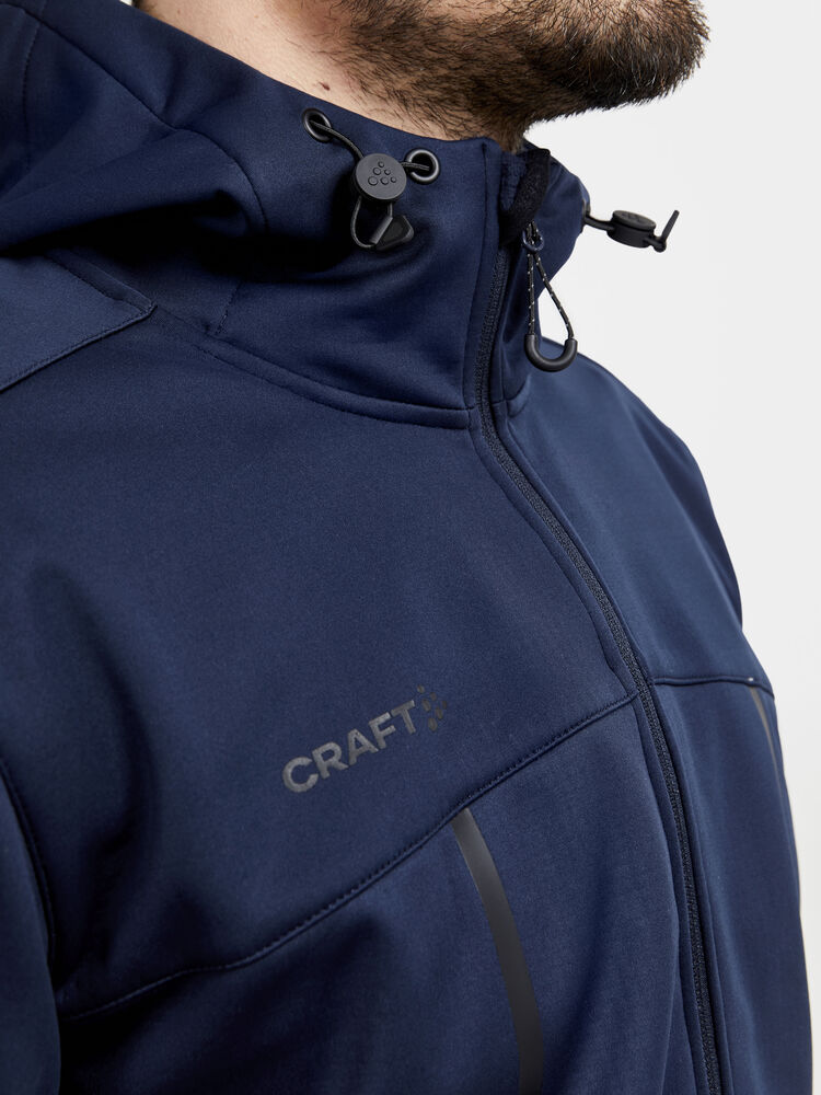 1910992-396000_ADV-Explore-Soft-Shell-Jacket-M_Closeup4