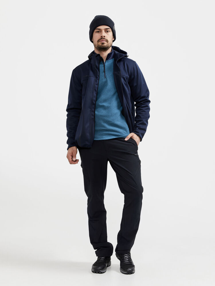 1910992-396000_ADV-Explore-Soft-Shell-Jacket-M_Closeup5