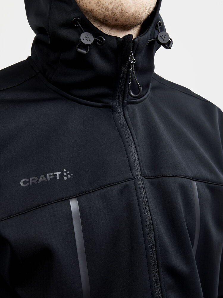 1910992-999000_ADV-Explore-Soft-Shell-Jacket-M_Closeup4