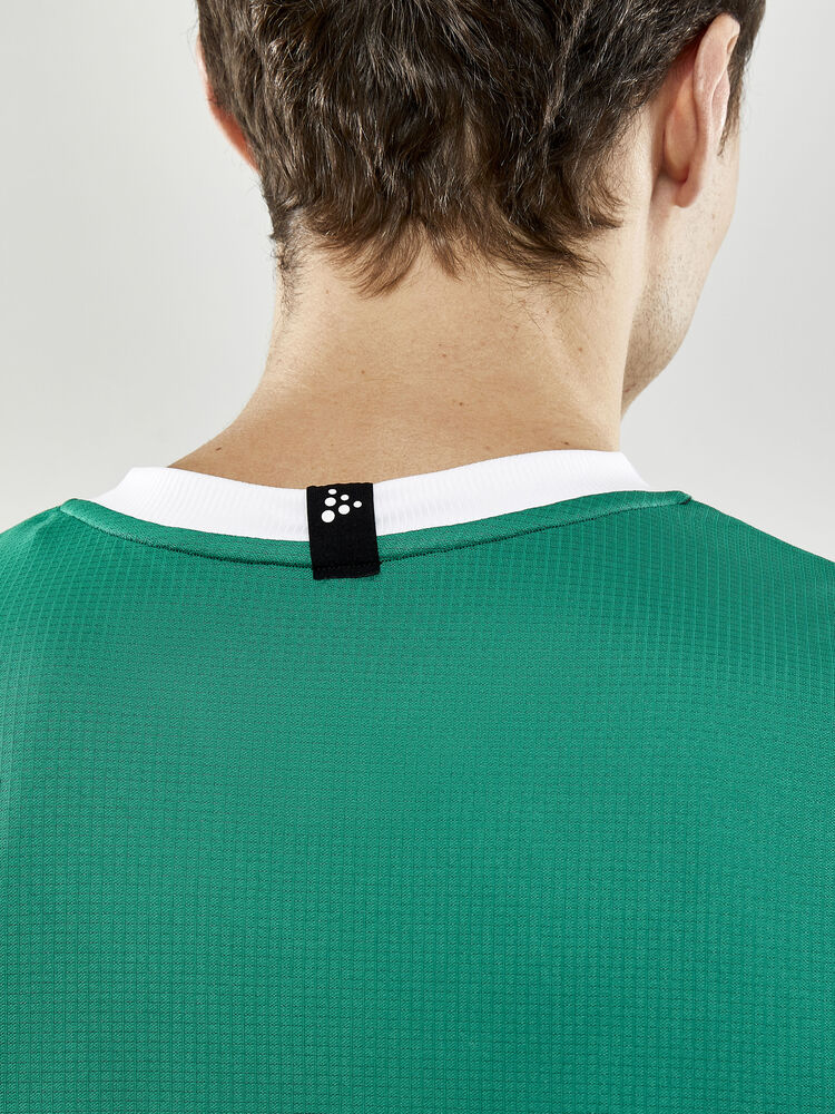 1911103-651000_Progress-Basket-Singlet-M_Closeup5
