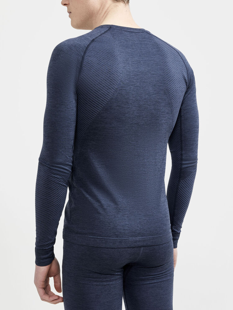 1911157-396000_CORE-Dry-Active-Comfort-LS-M_Closeup2