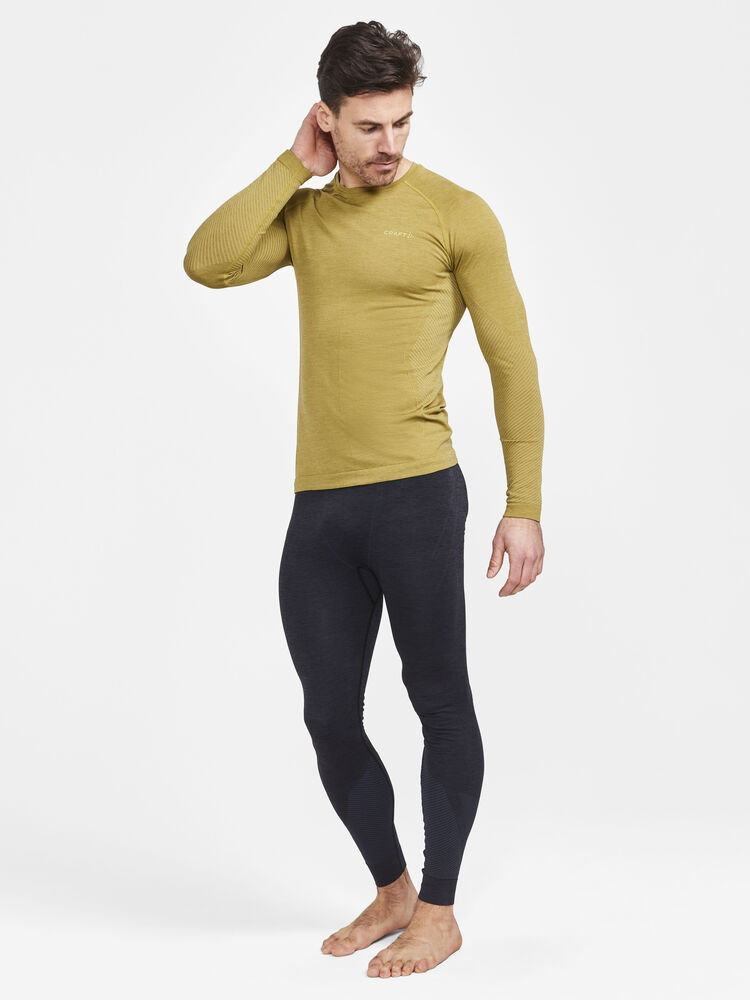 1911157-632000_CORE-Dry-Active-Comfort-LS-M_Closeup4